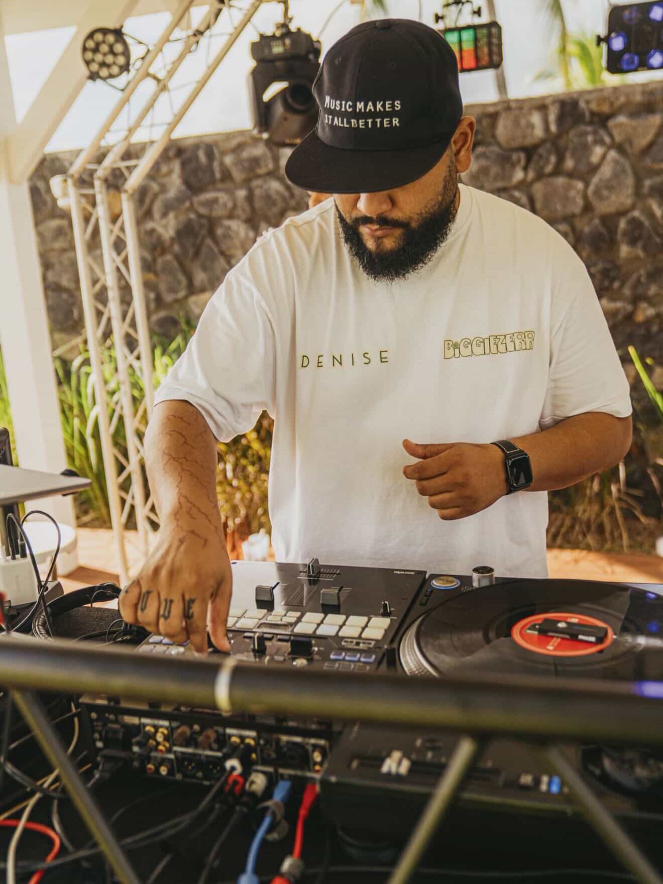 DJ No-Name galerie 6